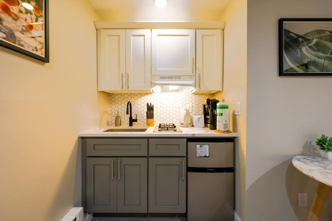 Apartment Nestled In Back Bay Boston